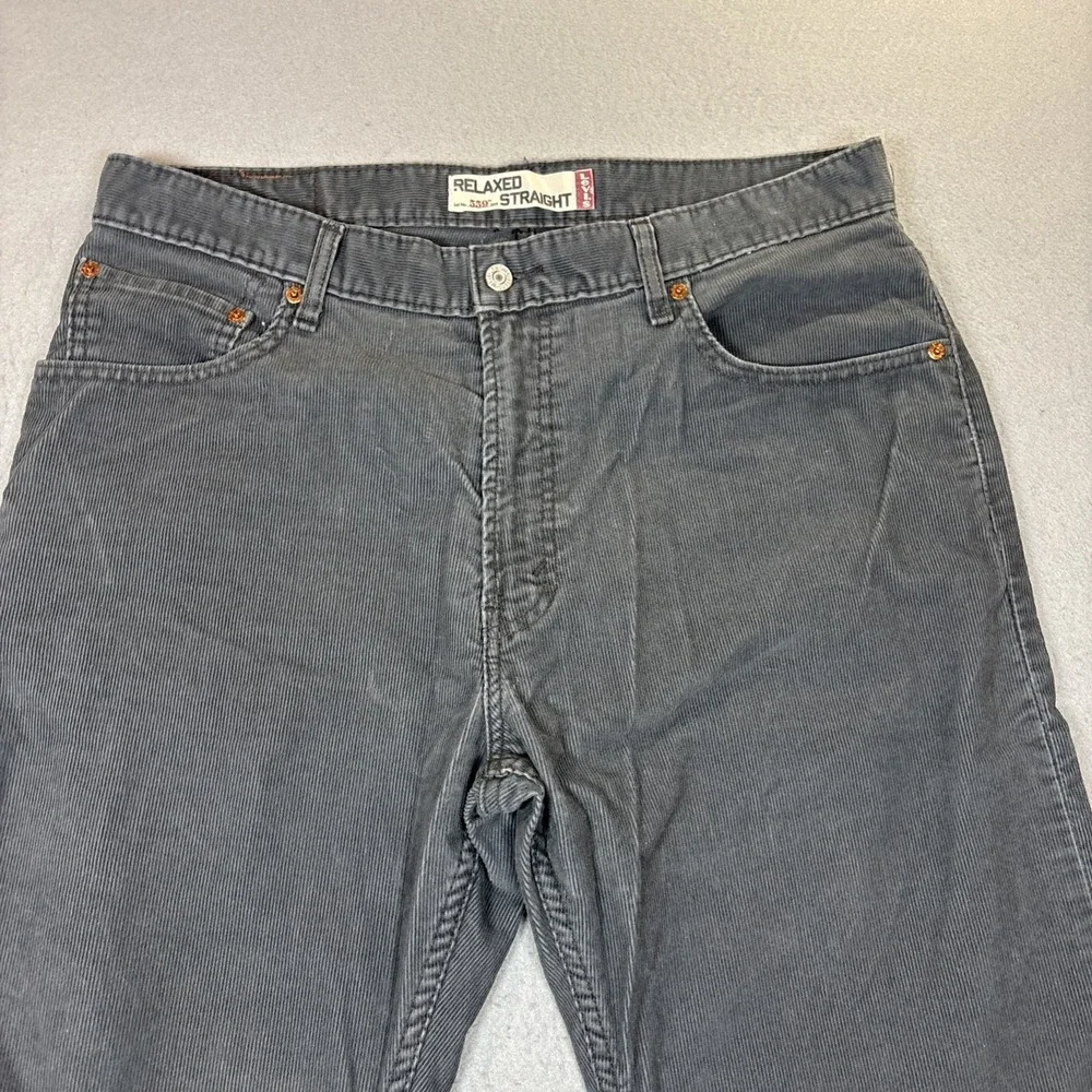 VTG Levi's 559 Relaxed Straight Gray Corduroy Pants Men's 36x30‎ Classic Fit
